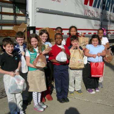 MOVE FOR HUNGER's Photo